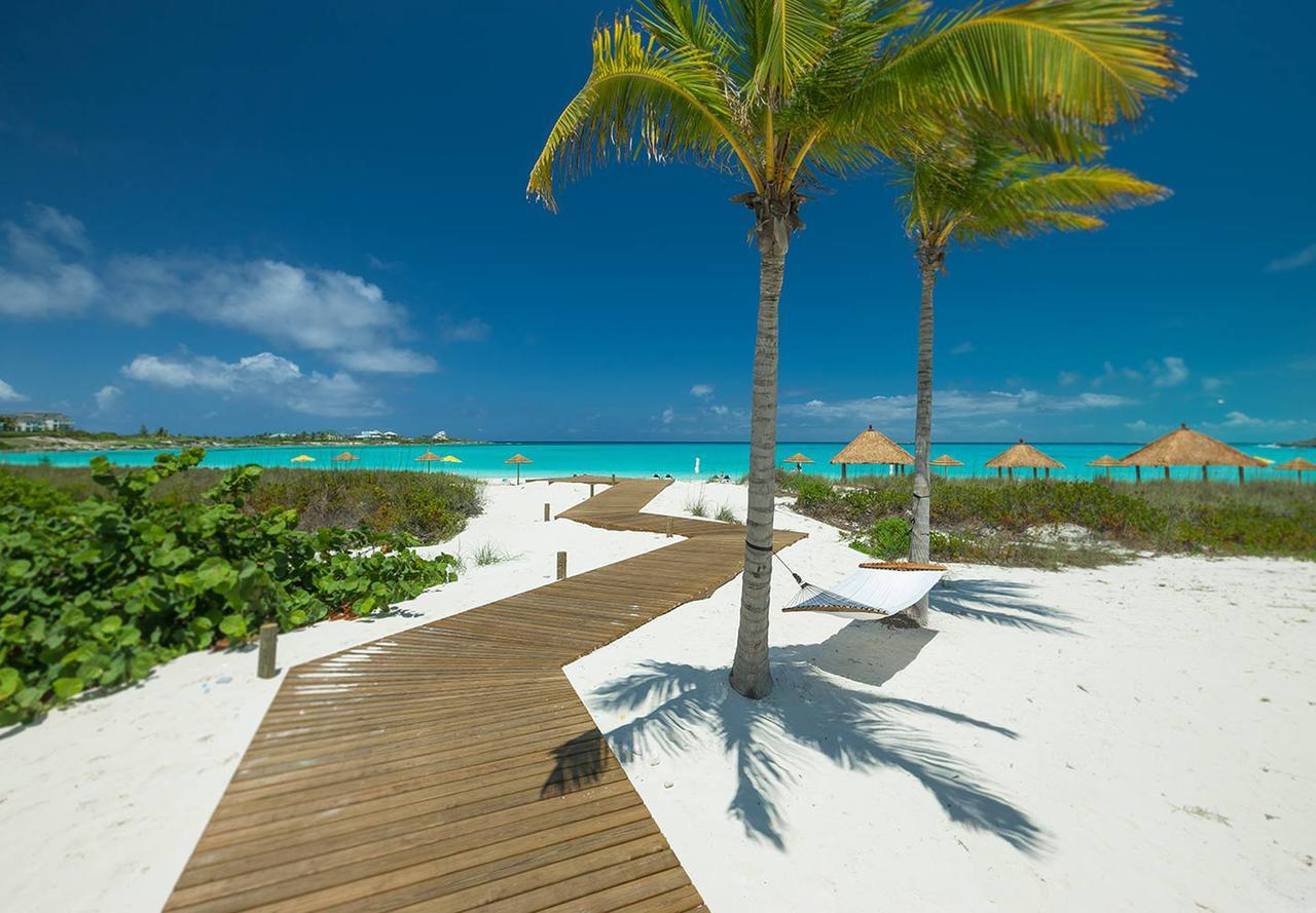 Sandals Emerald Bay Golf, Tennis And Spa All Inclusive Resort - Couples Only (Adults Only) Rokers Point Exterior photo