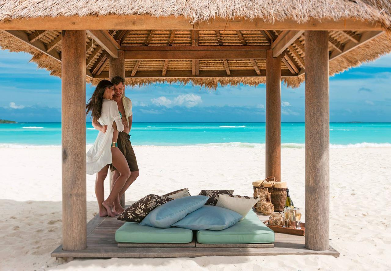Sandals Emerald Bay Golf, Tennis And Spa All Inclusive Resort - Couples Only (Adults Only) Rokers Point Exterior photo